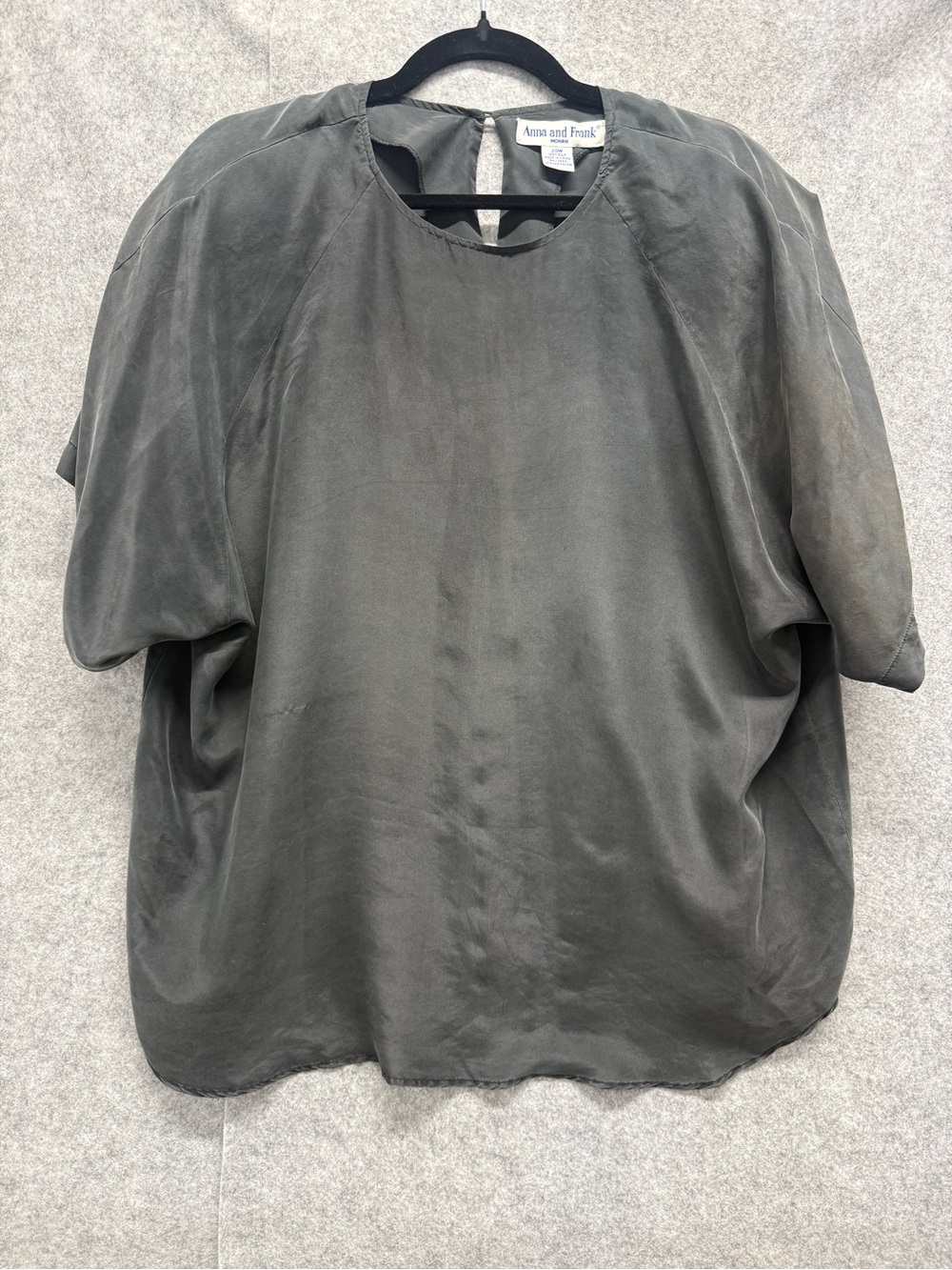 Anna And Frank Women's Relaxed Slate Gray Silk Blouse Shoulder Pads